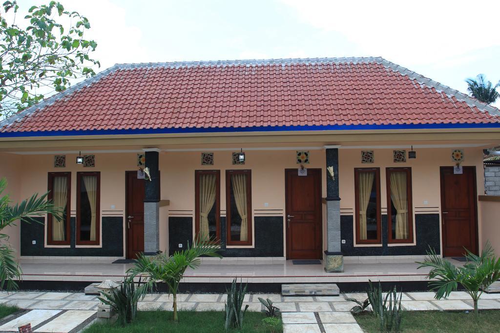 Soka Homestay Lembongan Exterior foto